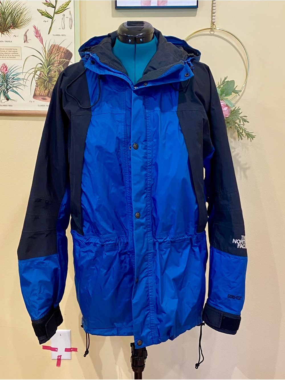 The North Face GORE-TEX Mountain Jacket Blue & Black Waterproof Hooded Raincoat